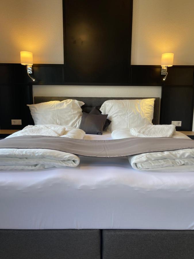 Yebs Hotel Гюнцбург Экстерьер фото